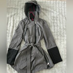 Woman’s Betsy Johnson jacket